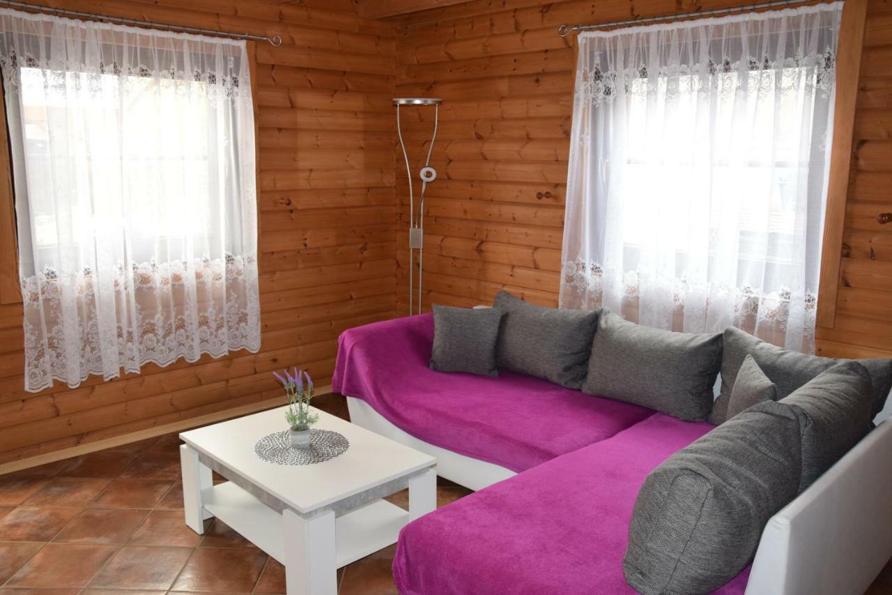Fuenfeichener Weg 16 Daire Eisenhüttenstadt Dış mekan fotoğraf