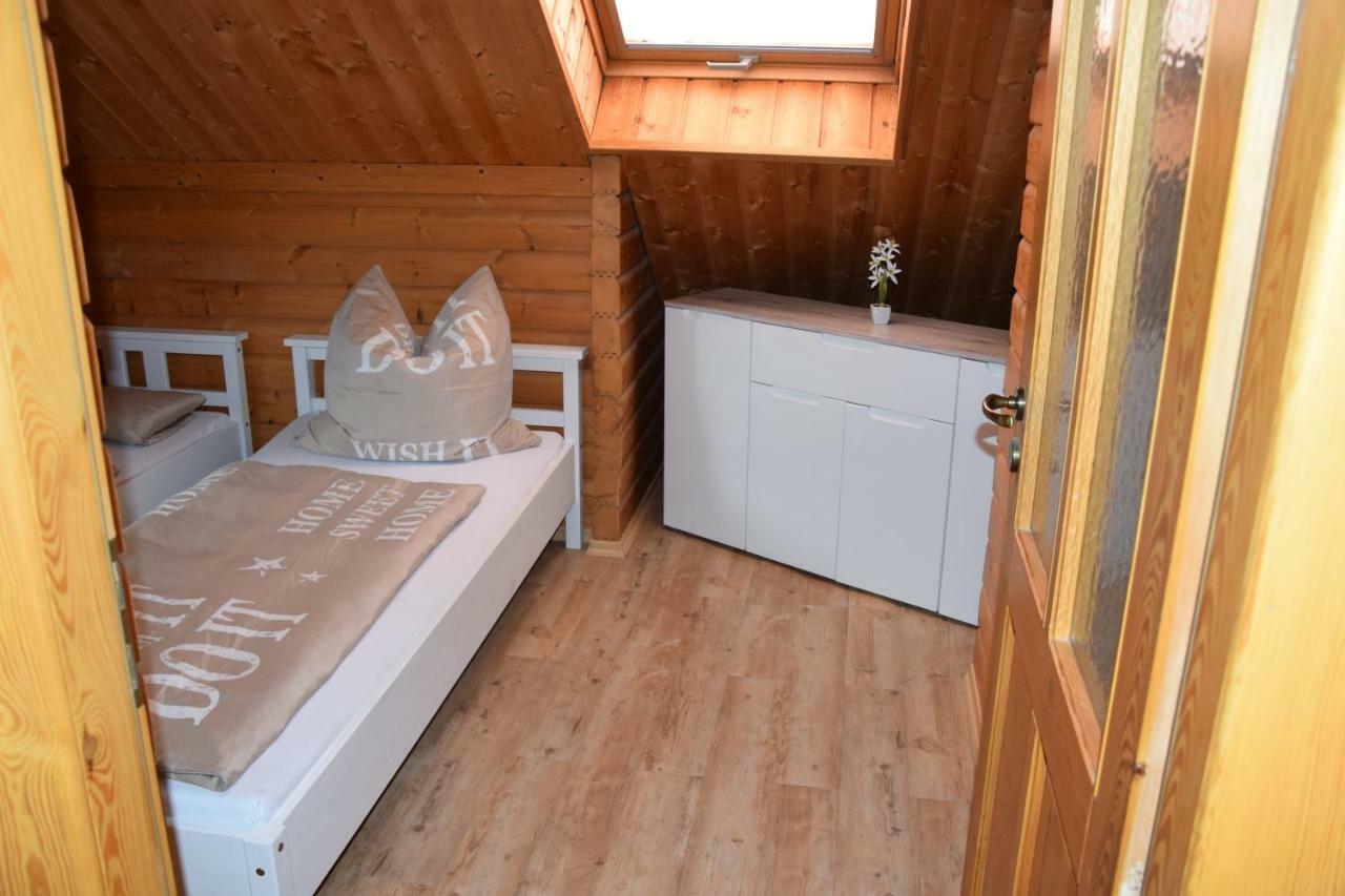 Fuenfeichener Weg 16 Daire Eisenhüttenstadt Dış mekan fotoğraf
